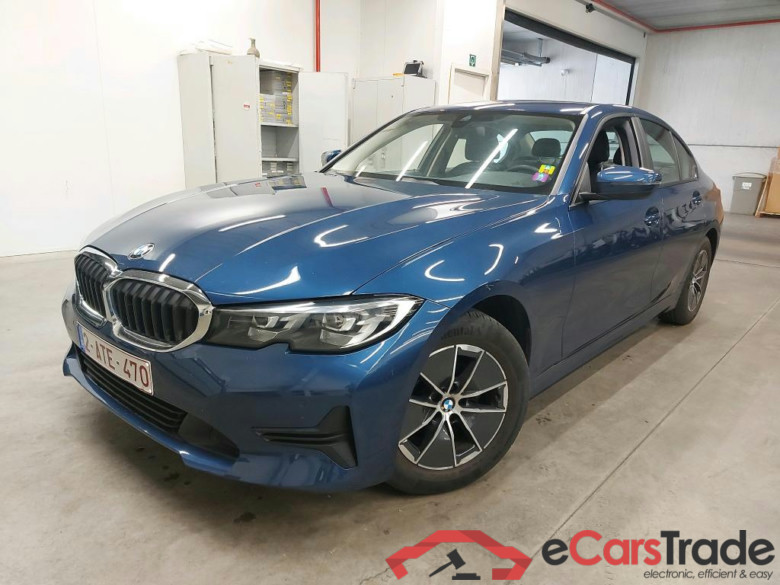 BMW - BMW 3 BERLINE 318dA 150PK Advantage Pack Business & Heated Seats & Heated Steering Wheel & PDC Front & Rear & Electric Trailer hook