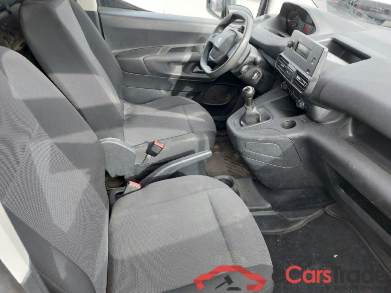 PEUGEOT Partner / 2018 / 3P / furgón derivado de turismo Pro Standard 600kg BlueHDi 73kW (AC) #6