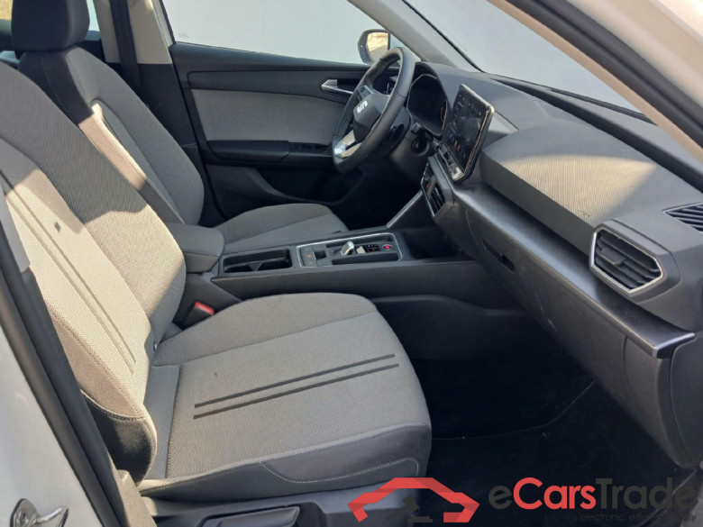 SEAT Nuevo León / 2020 / 5P / berlina con portón 2.0 TDI 110kW DSG-7 Style Go(SP) #6