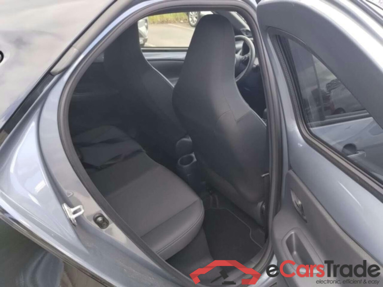 TOYOTA Aygo X 1.0 VVT-i S-CVT Premium #5
