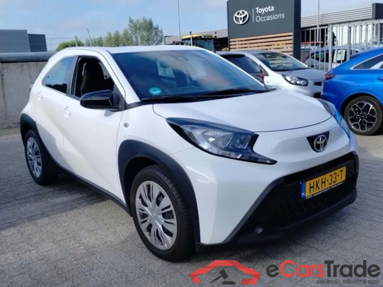 TOYOTA Aygo X 1.0 VVT-i MT Play #2