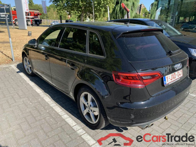 AUDI A3 Sportback Dsl A3 Sportback 2.0 TDi Ambition S tronic #4