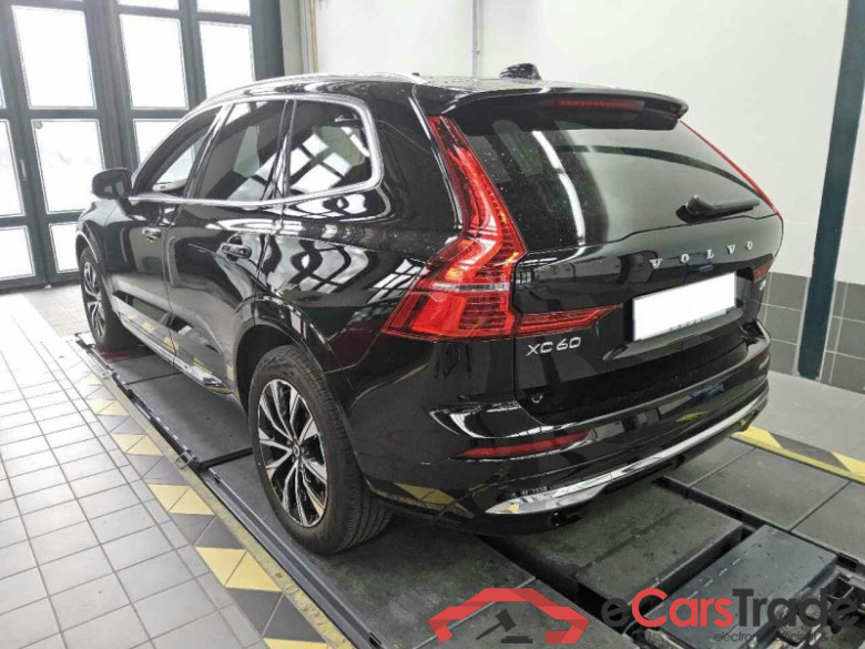 Volvo XC60 (03.2017->) DE - SUV5 B4 (Diesel) 2WD EU6d, Plus Bright Mild-Hybrid, (Facelift) 2022 - 2022 #4