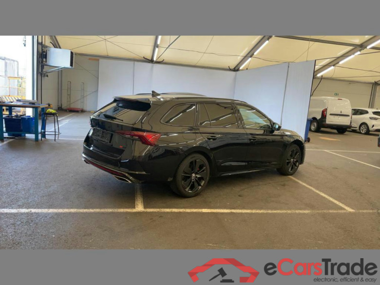 SKODA Octavia SW RS 2.0 TFSI RS DSG #4