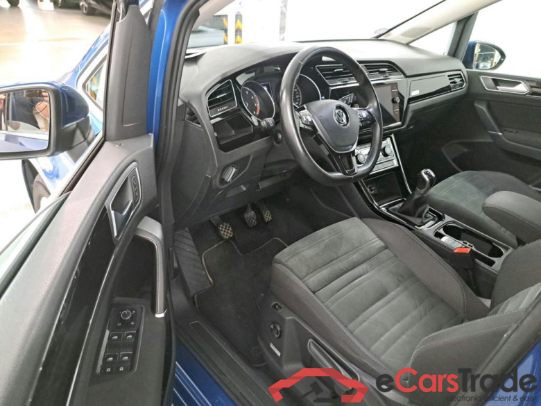 VOLKSWAGEN TOURAN - 2015 1.5 TSI ACT Highline OPF #5