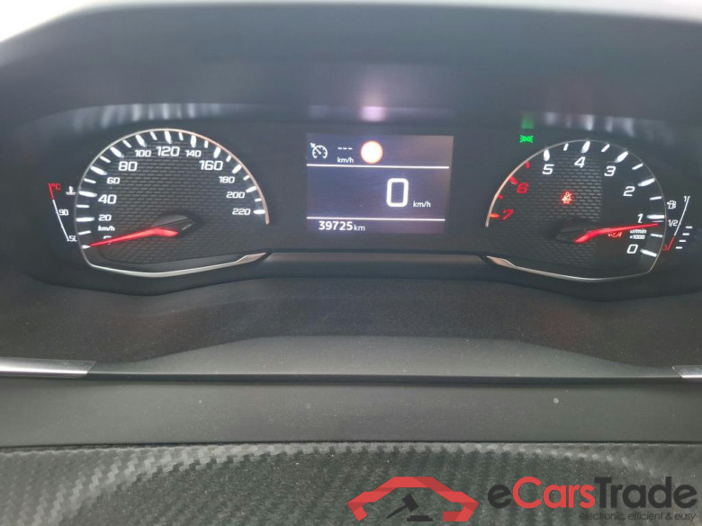 PEUGEOT 208 / 2019 / 5P / Berline Puretech 75 S&S Active Business #6