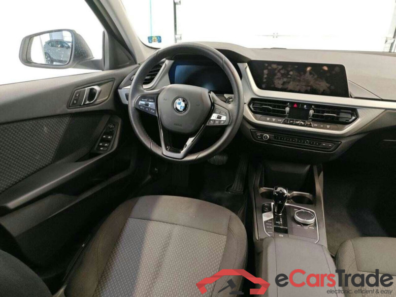 BMW 1-serie 118i Intro Ed. #3