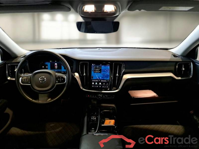 VOLVO V60 / 2019 / 5P / STATION WAGON T6 PLUG-IN AWD AUTOM. CORE #3