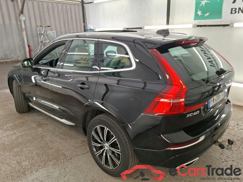 VOLVO XC60 / 2017 / 5P / SUV Rchrg T6 340 GT 8 Inscr Luxe #3
