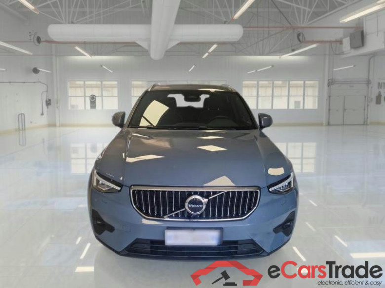 VOLVO XC40 / 2021 / 5P / SUV B4 AWD AUTOMATICO ULTIMATE BRIGHT #6