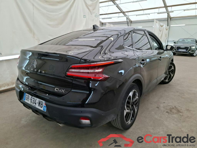 CITROEN C4 X / 2022 / 4P / Berline PureTech 130 S&S EAT8 Shine #2