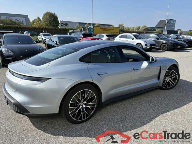 Porsche Taycan Aut. Pano LED Virtual ACC Navi Leather KeylessGo Camera Klima PDC ... #3