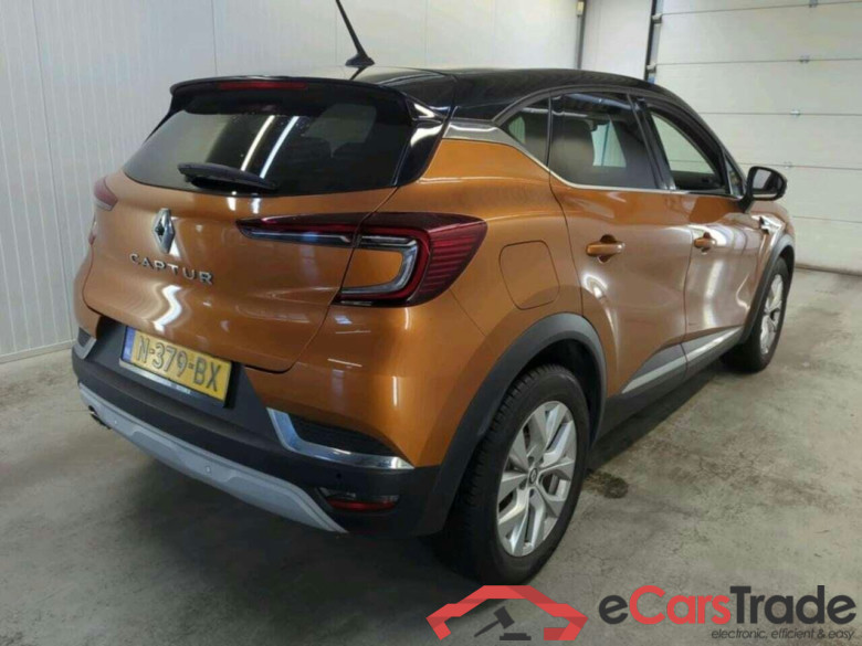 RENAULT Captur 1.3 TCe Intens #2