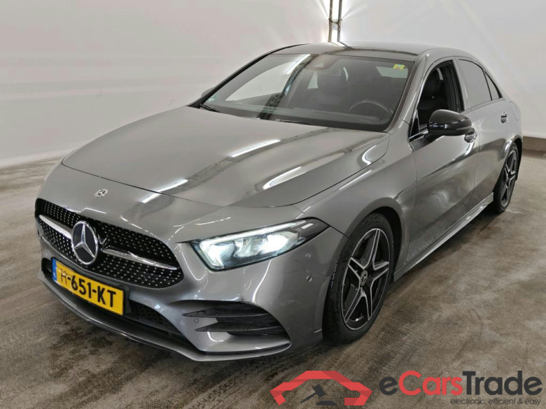 Mercedes-Benz A-Klasse Limousine A 200 7G-DCT Business Solution AMG 4d + Pano