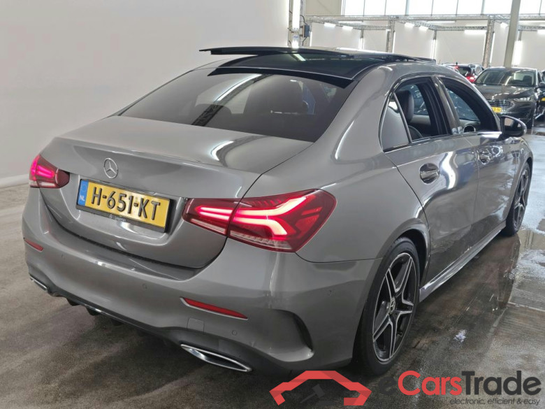 Mercedes-Benz A-Klasse Limousine A 200 7G-DCT Business Solution AMG 4d + Pano #2