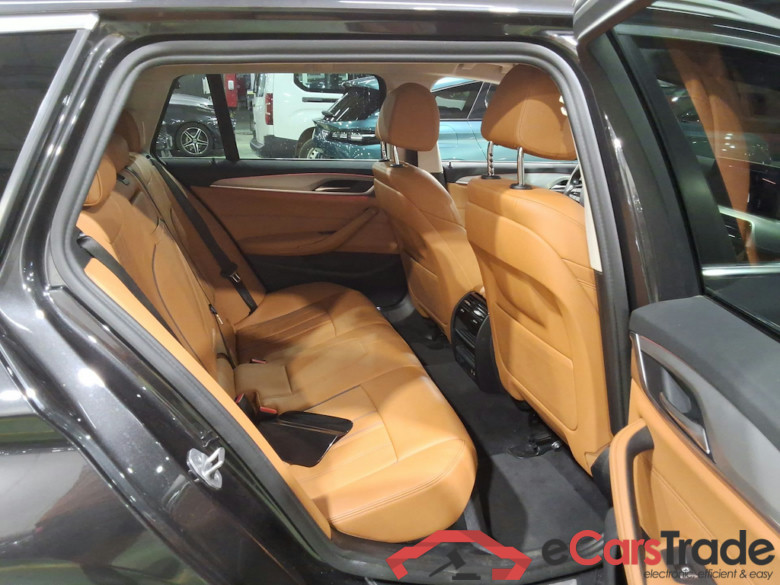 BMW 5 TOURING - 2020 520iA MHEV #4