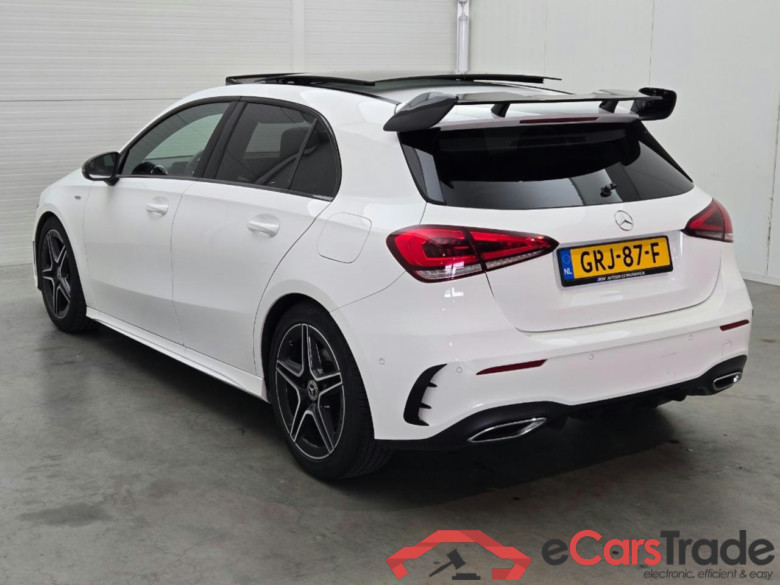 MERCEDES-BENZ A-KLASSE 200 Premium #3