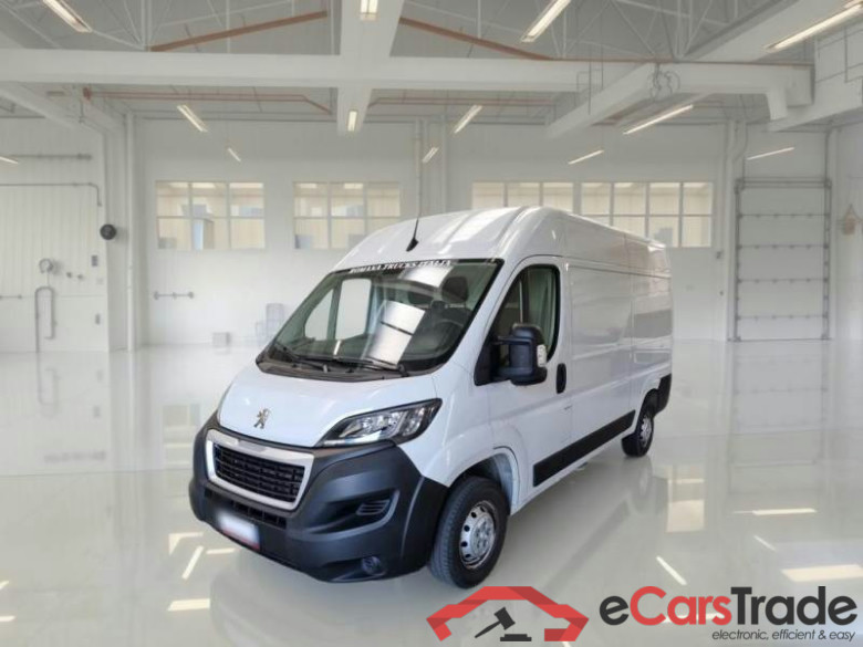 PEUGEOT BOXER / 2014 / 4P / FURGONE 333 L2H2 2.2 BLUEHDI 140CV SeS