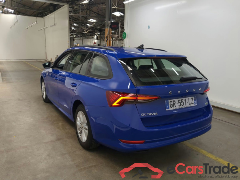 SKODA Octavia Combi / 2020 / 5P / Break 1.5 TSI mHEV e-TEC 150 DSG7 Business #4