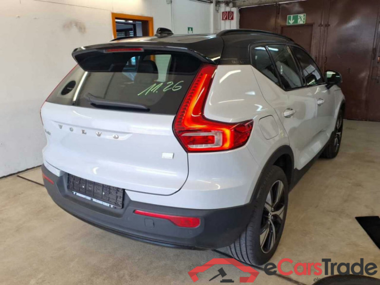 Volvo XC40  #4