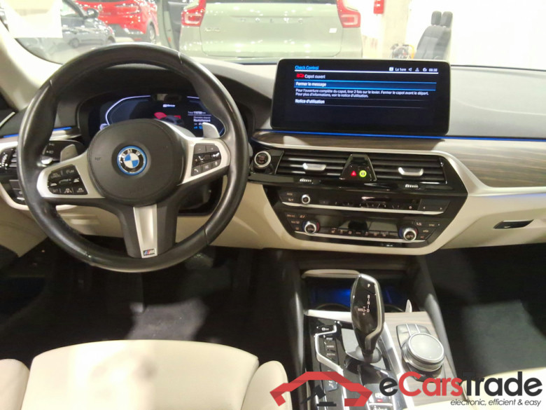 BMW 5-serie 2.0 530E TOURING AUTO