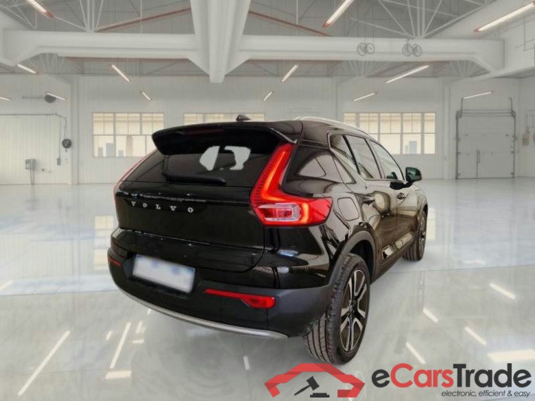 VOLVO XC40 / 2017 / 5P / SUV T3 GEATRONIC BUSINESS PLUS #2