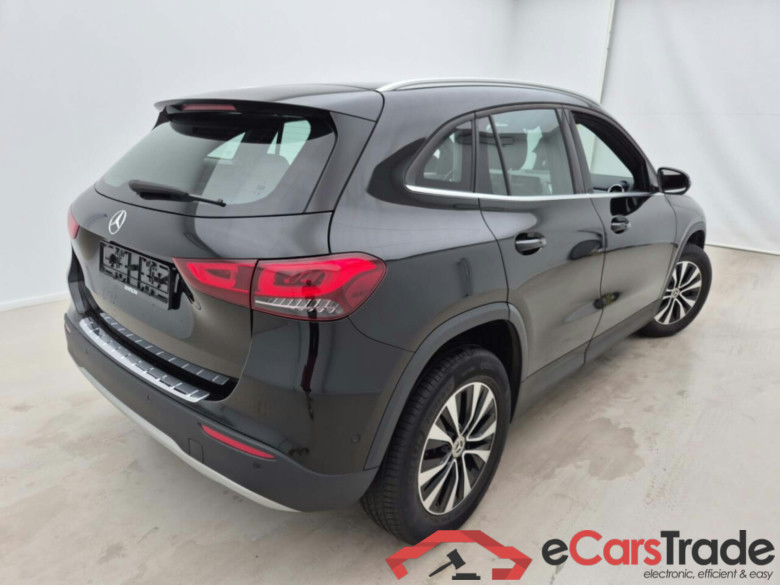 MERCEDES-BENZ GLA 180 BUSINESS LINE #2