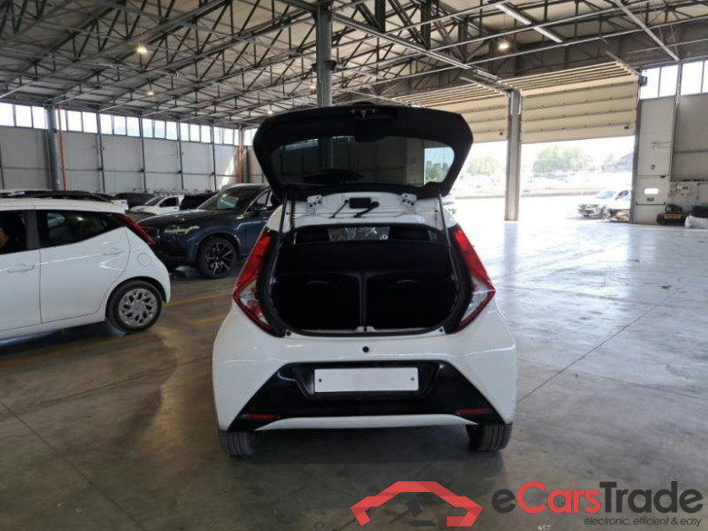 TOYOTA AYGO CONNECT / 2018 / 5P / BERLINA 1.0 VVT-I X-WAVE MMT #5