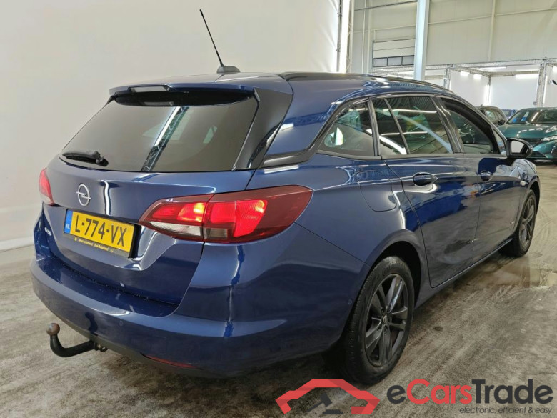 Opel Astra Sports Tourer 1.2 turbo 81kW Design & Tech 5d #2