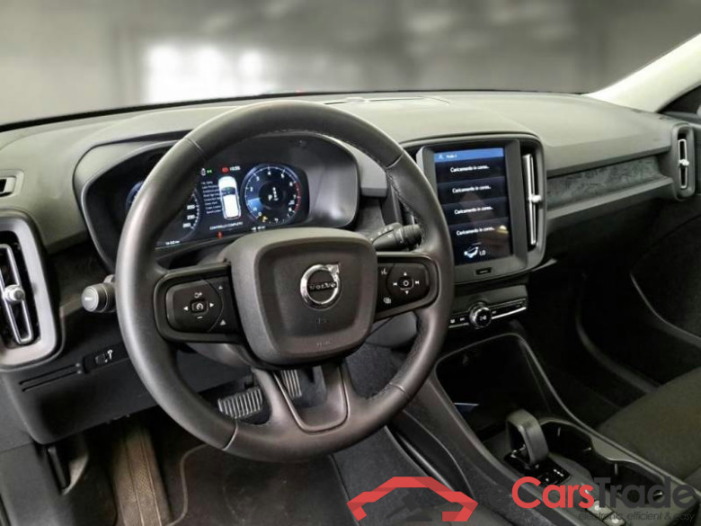 VOLVO XC40 / 2021 / 5P / SUV T2 AUTOMATICO ESSENTIAL #3