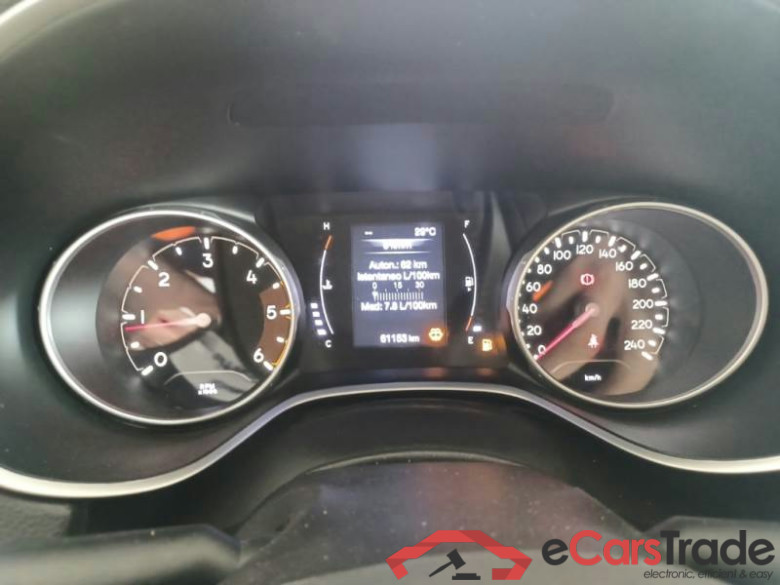 JEEP COMPASS / 2017 / 5P / SUV 2.0 MJET II 103KW BUSINESS 4WD #4