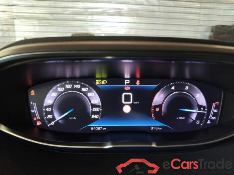 PEUGEOT 3008 / 2020 / 5P / SUV BLUEHDI 130 EAT8 SeS ALLURE #4