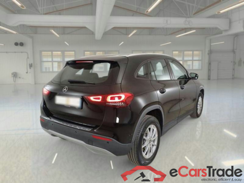 MERCEDES-BENZ GLA / 2020 / 5P / CROSSOVER GLA 180 D AUTOMATIC BUSINESS EXTRA #2