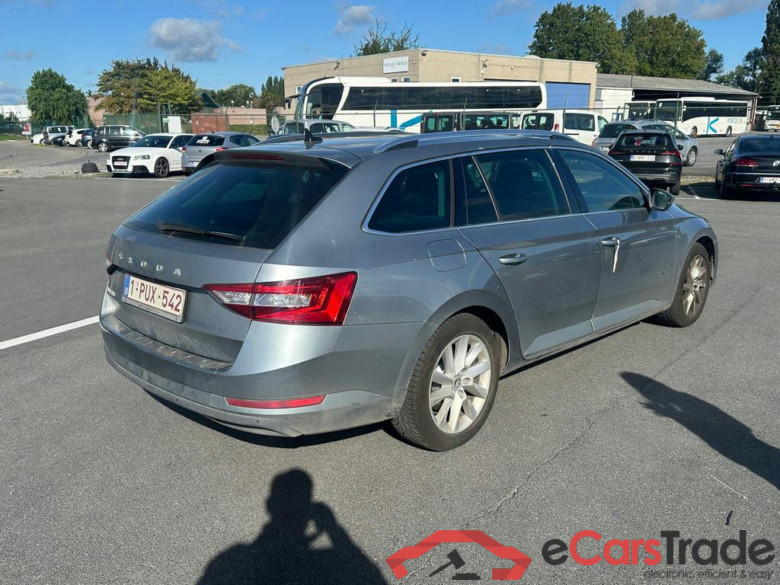 SKODA Superb Combi Superb Wagon Ambition 1,5 TSI 110 kW 7-speed automat. #2