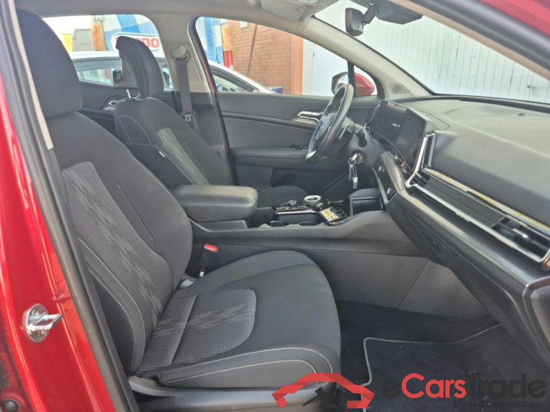 KIA Sportage / 2022 / 5P / todoterreno 1.6 T-GDi HEV 171kW (230CV) Drive 4X2 #6
