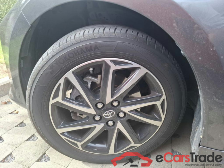 TOYOTA Yaris Hybrid (HEV) Yaris Hybrid 1.5i VVT-i E-CVT Dynamic #3