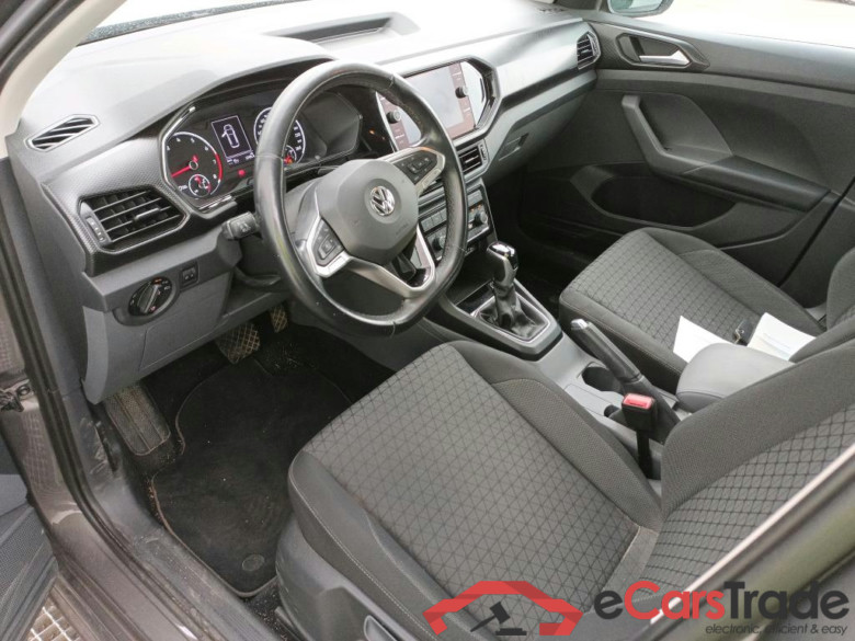 VOLKSWAGEN T-Cross / 2018 / 5P / todoterreno Advance 1.0 TSI 85kW (115CV) DSG (AC) #3