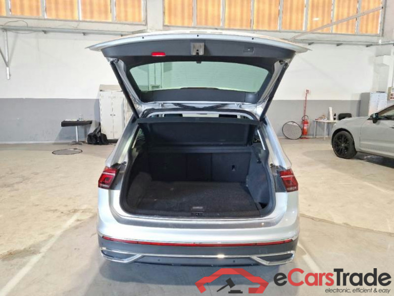 VOLKSWAGEN TIGUAN / 2020 / 5P / SUV 2.0 TDI SCR 110KW ELEGANCE DSG 4MOTION #5
