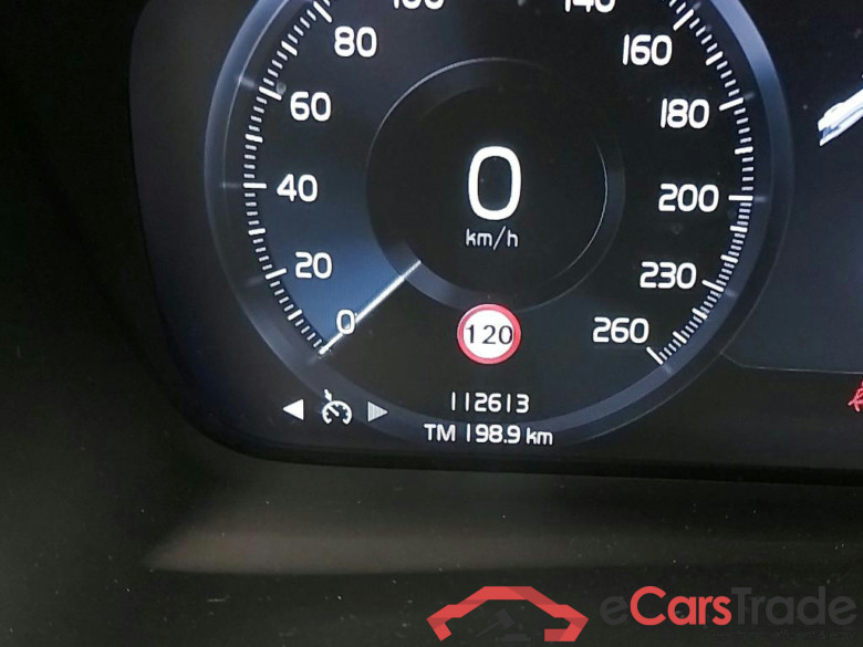 VOLVO - VOL XC40 T2 129PK Momentum Pro * PETROL * #5