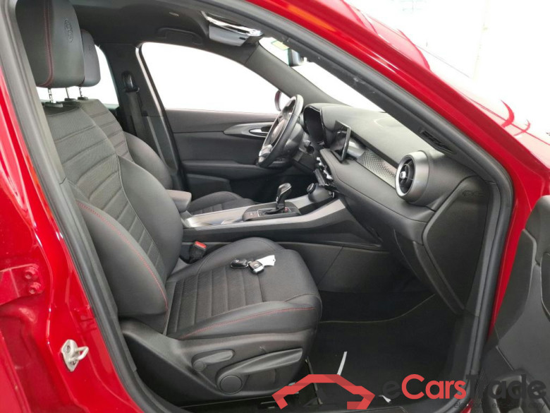 ALFA ROMEO Tonale 2022 5P SUV 1 5T Hybrid 130 TCT7 Sprint #6