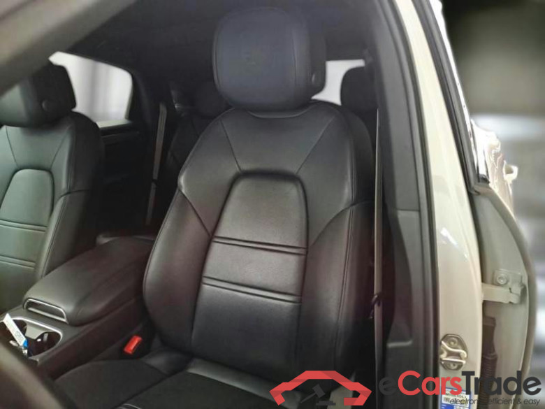 Porsche Cayenne Coupe 3.0 E-Hybrid Platinum LED Sport-Chrono Bose Navi-Pro Sport-Leather KeylessGo Camera 360 Klima PDC ... #6