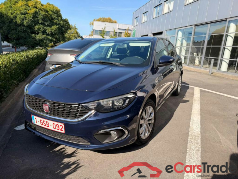 FIAT Tipo Hatchback 1.6 MultiJet Lounge DCT S&S #1