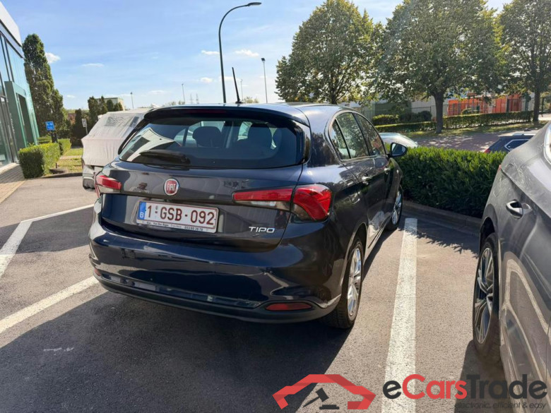 FIAT Tipo Hatchback 1.6 MultiJet Lounge DCT S&S #3
