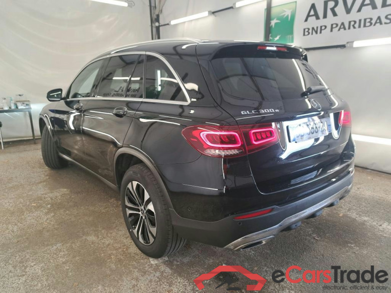Mercedes GLC 300e Plug-In Hybrid 4Matic Aut. LED Navi-Pro 1/2 Sport-Leather KeylessGo Klima PDC ... #4