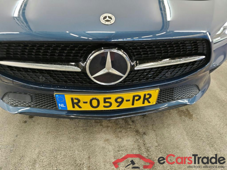 Mercedes-Benz CLA Shooting Brake CLA 180 DCT Bus. Solution Luxury 5d #5