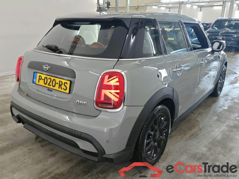 MINI One Business Edition Auto 5d #2