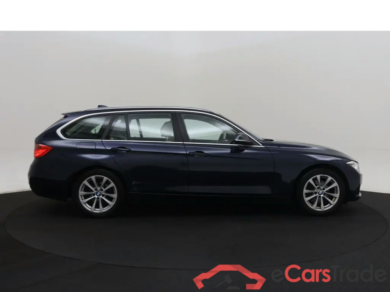 BMW 320i Luxury Aut. Xenon Navi-Pro Leather KeylessGo Klima PDC ... #5