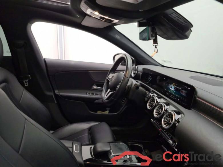 MERCEDES-BENZ CLA SHOOTING BRAKE 1.3 180 7G-DCT LUXURY LINE #3