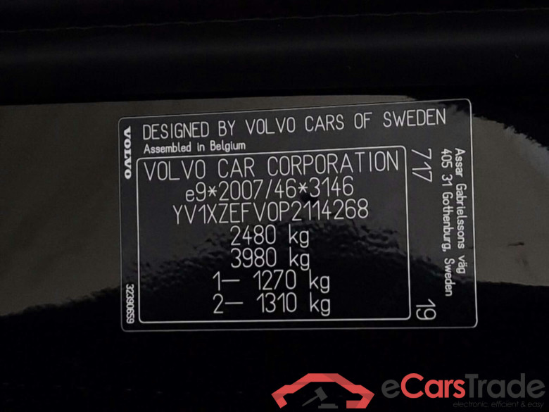 VOLVO XC40 RECHARGE CORE #4