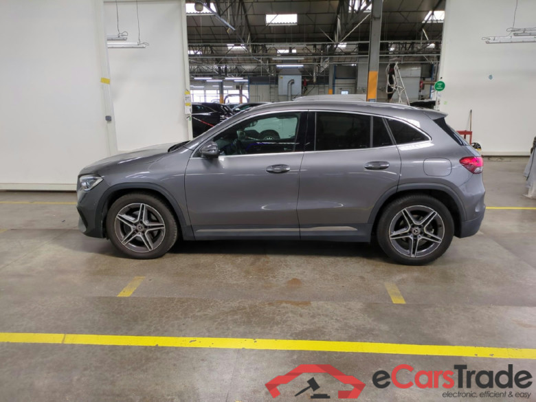 MERCEDES-BENZ GLA / 2020 / 5P / SUV 2.0 GLA 200 D AMG LINE DCT #2